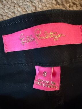 Lilly Pulitzer Black jeans with design on side leg